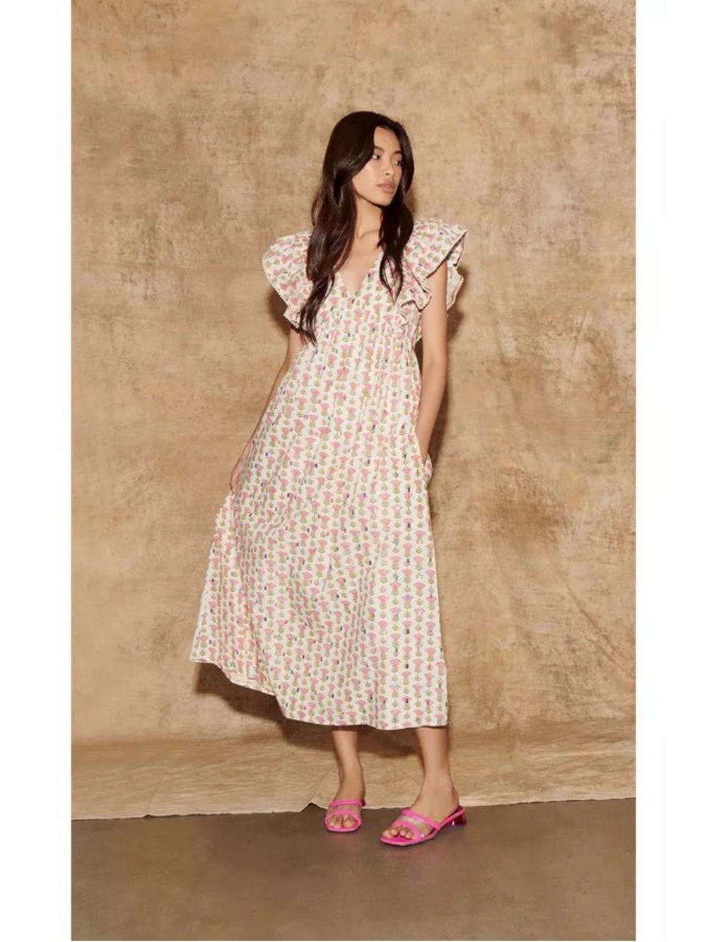 Saylor Darya Midi Dress Cherry Blossom Cotton Tuffle embroidered Gold Trim sz M